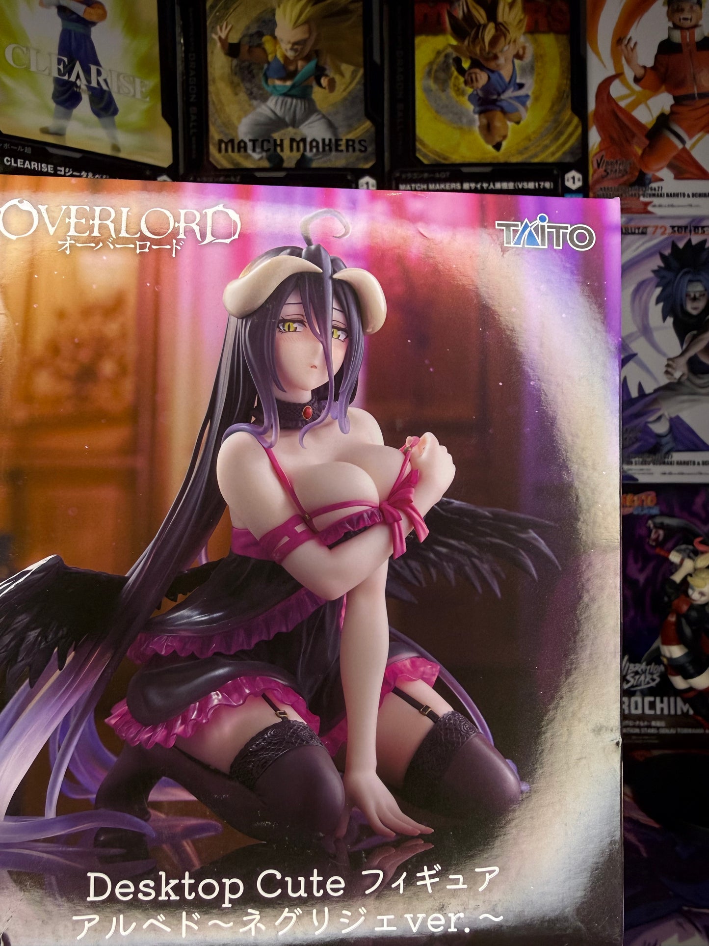 Albedo and shalltear figure
