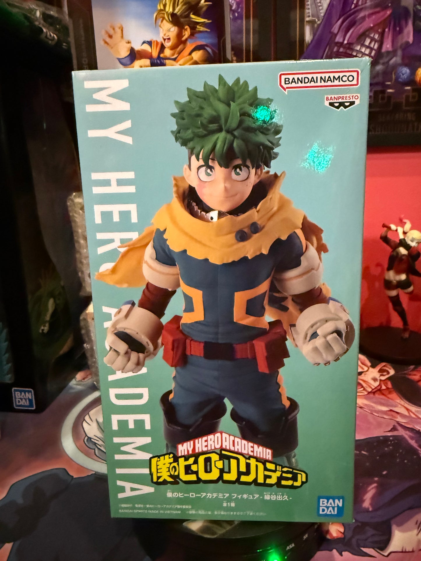 Ochako and Izuku figure